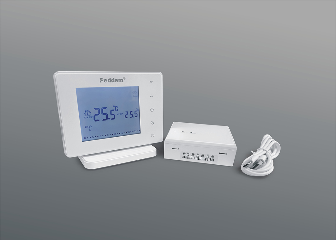 PDM-1117  WIFI触屏壁挂炉温控器